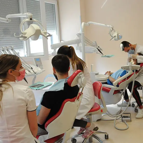 Home Studenti Vjezbe Dentalna